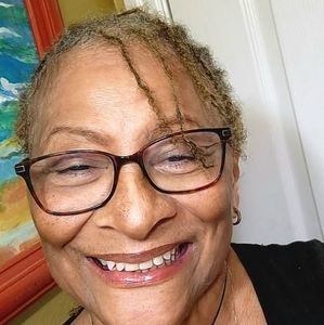 Meet your Posher, Rose